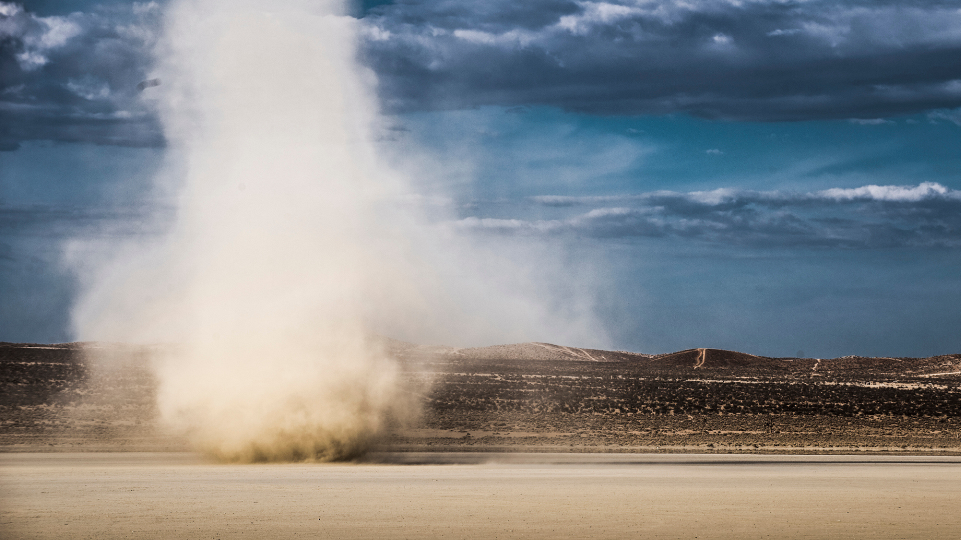 Large wildfires are triggering intense dust storms closer to populated ...