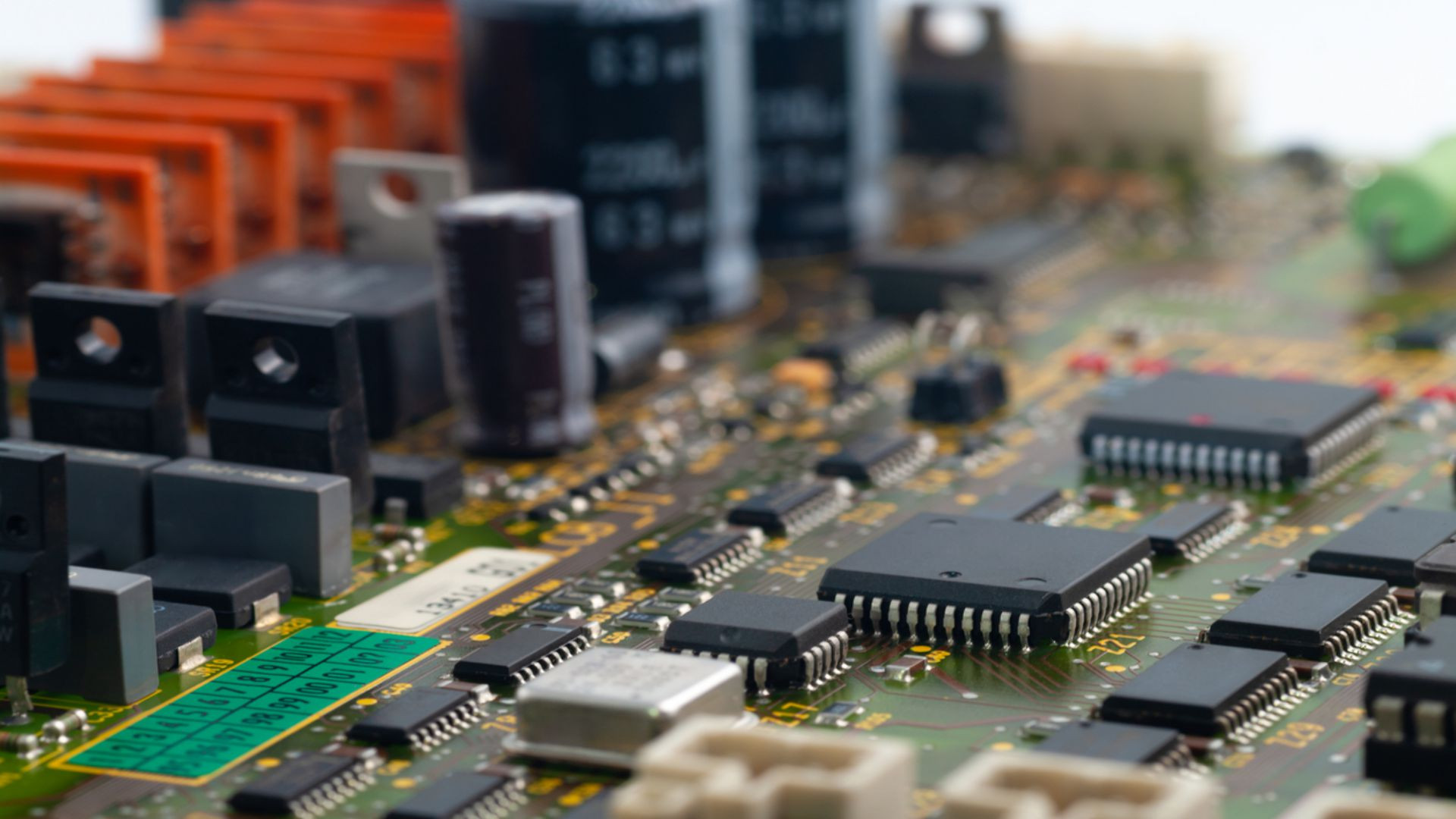 ASIC Discover the power of the applicationspecific integrated circuit