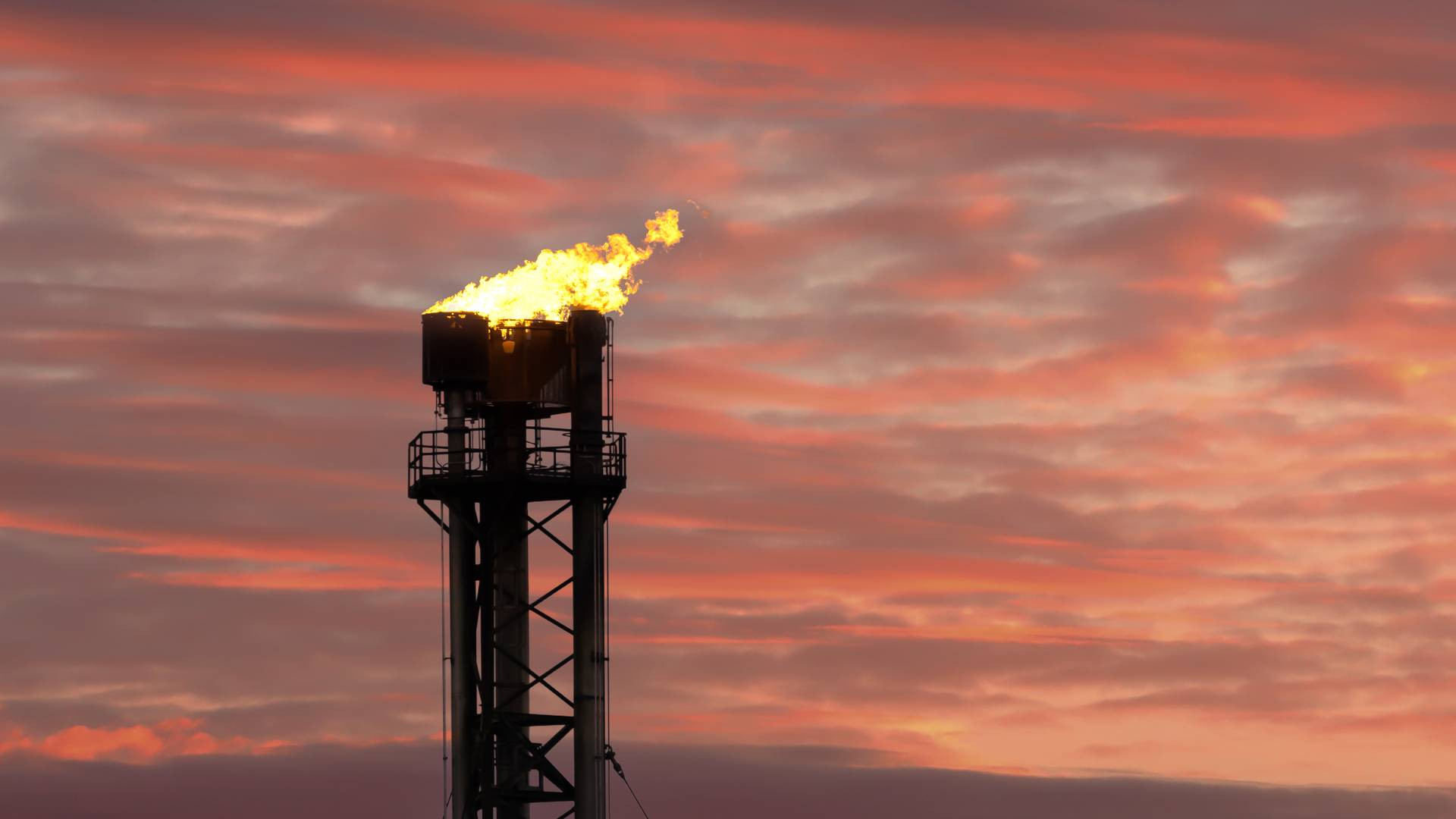 Scientists use visible light to process methane into green hydrogen and