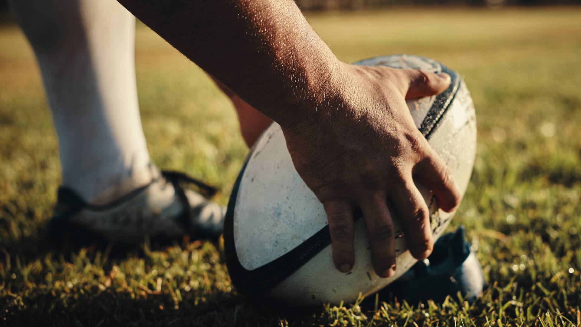 Rugby players to wear mouthguards that detect head injuries