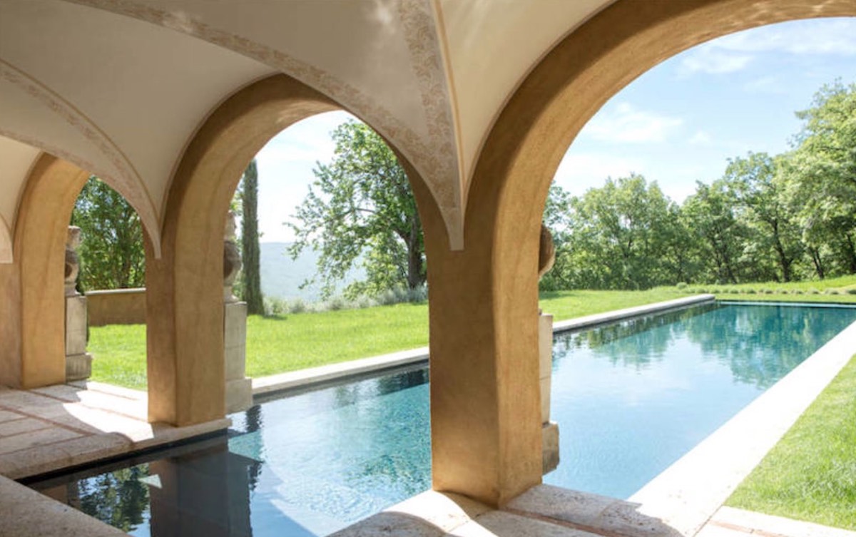 9 Pools and Homes that Will Make You Want to Escape the Winter Cold 9 Pools and Homes that Will Make You Want to Escape the Winter Cold