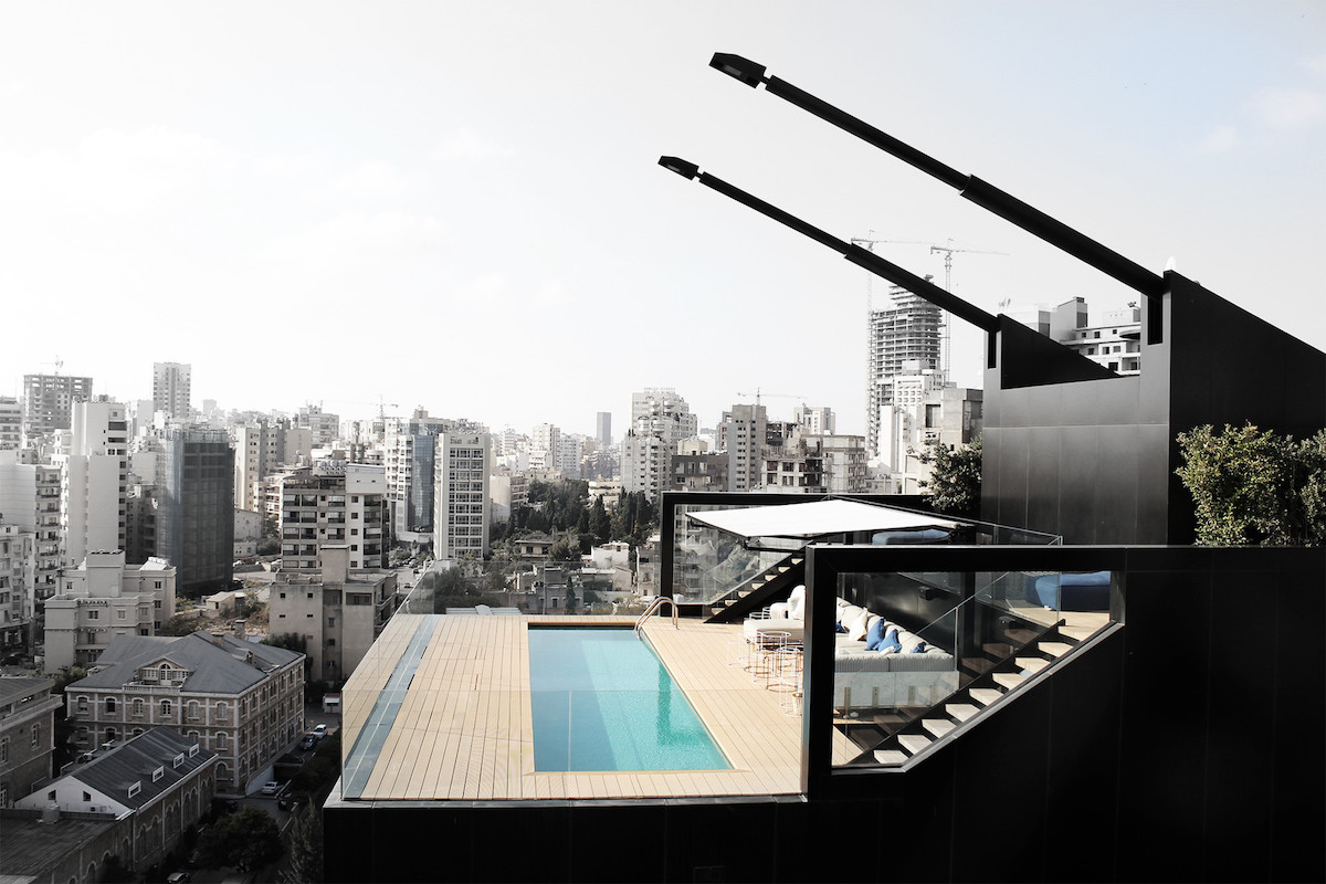 9 Pools and Homes that Will Make You Want to Escape the Winter Cold 9 Pools and Homes that Will Make You Want to Escape the Winter Cold