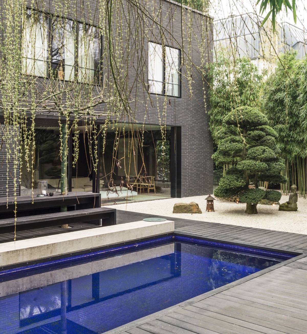 9 Pools and Homes that Will Make You Want to Escape the Winter Cold 9 Pools and Homes that Will Make You Want to Escape the Winter Cold