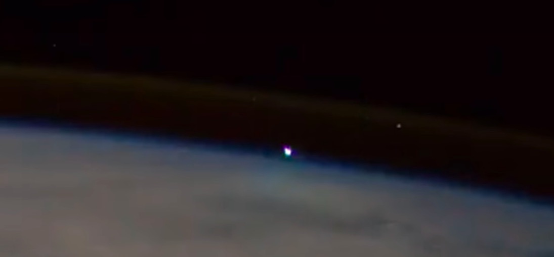 NASA Footage Showing Red Beam of Light Near ISS Sparks UFO Theories NASA Footage Showing Red Beam of Light Near ISS Sparks UFO Theories