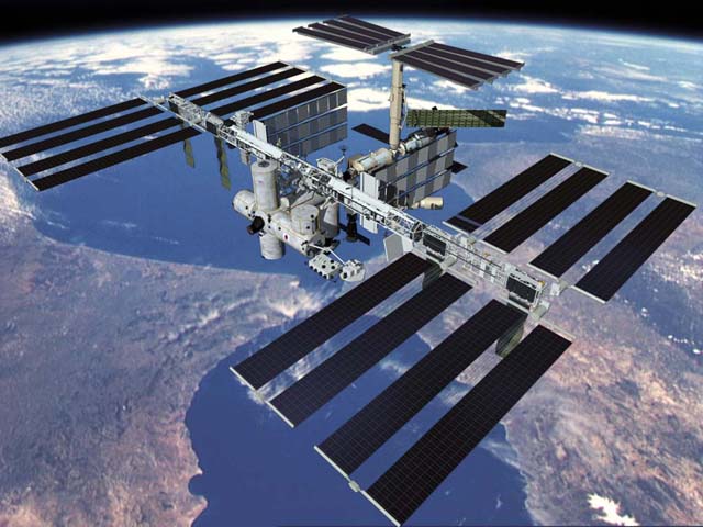 NASA Footage Showing Red Beam of Light Near ISS Sparks UFO Theories NASA Footage Showing Red Beam of Light Near ISS Sparks UFO Theories