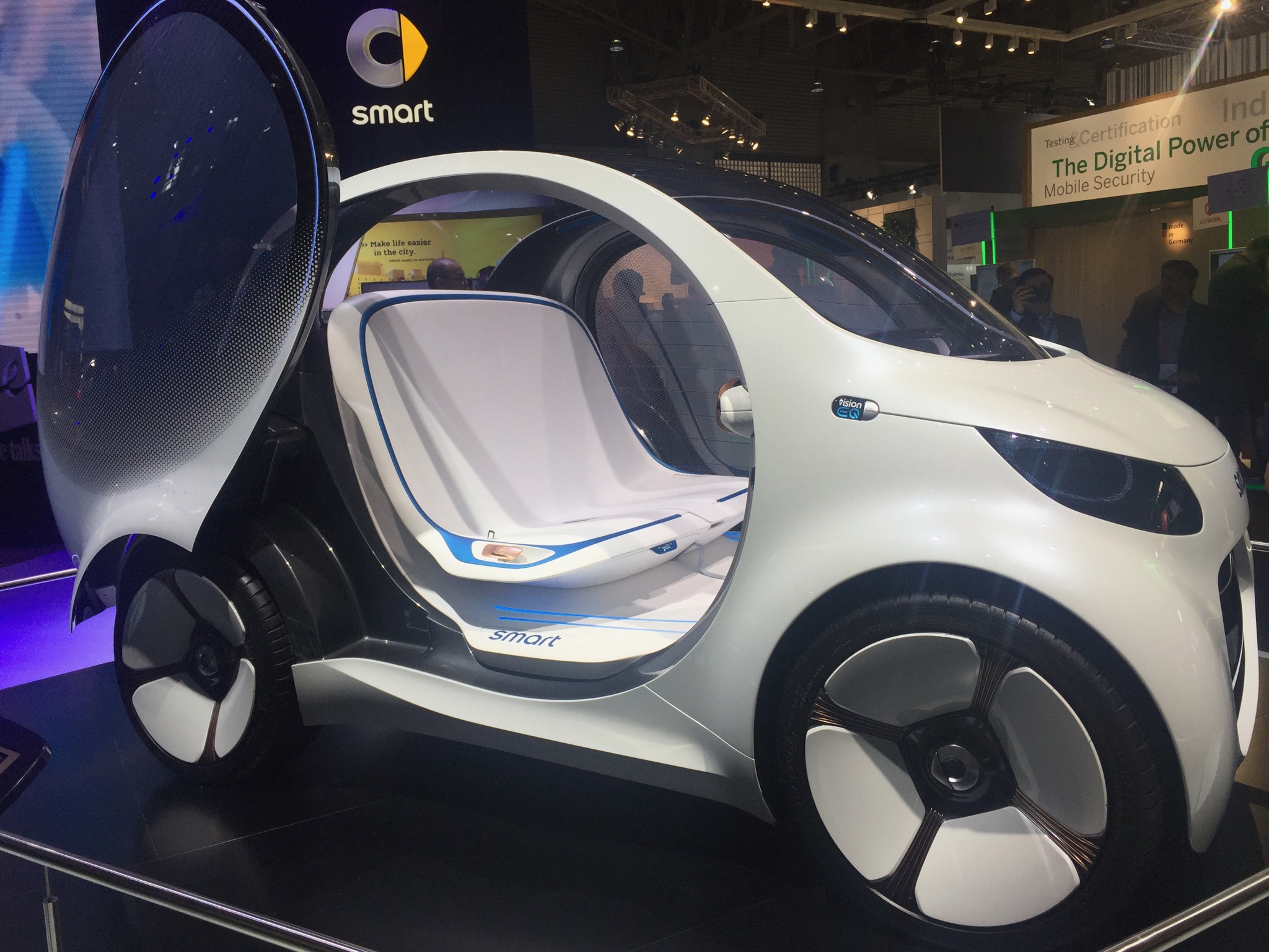 autonomous car