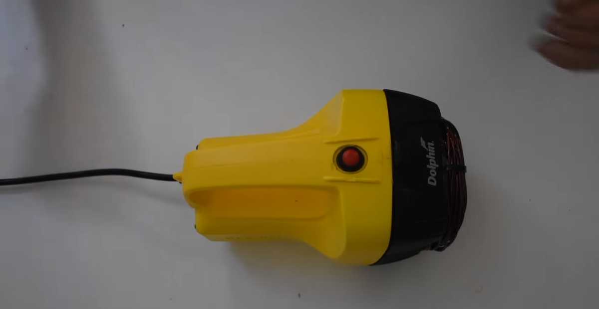 Learn How to Make the World's Biggest Handheld EMP Jammer