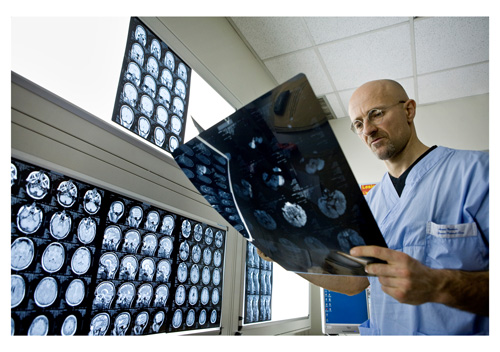Controversial Neurosurgeon Claims to Have Performed World’s First Human Head Transplant Controversial Neurosurgeon Claims to Have Performed World’s First Human Head Transplant