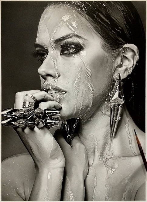 This Artist's Pencil Drawings Are So Lifelike They Could Pass for Photographs This Artist's Pencil Drawings Are So Lifelike They Could Pass for Photographs