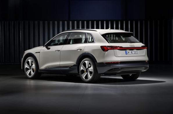 Audi Unveils All-Electric e-tron SUV to Compete with Tesla Model X Audi Unveils All-Electric e-tron SUV to Compete with Tesla Model X