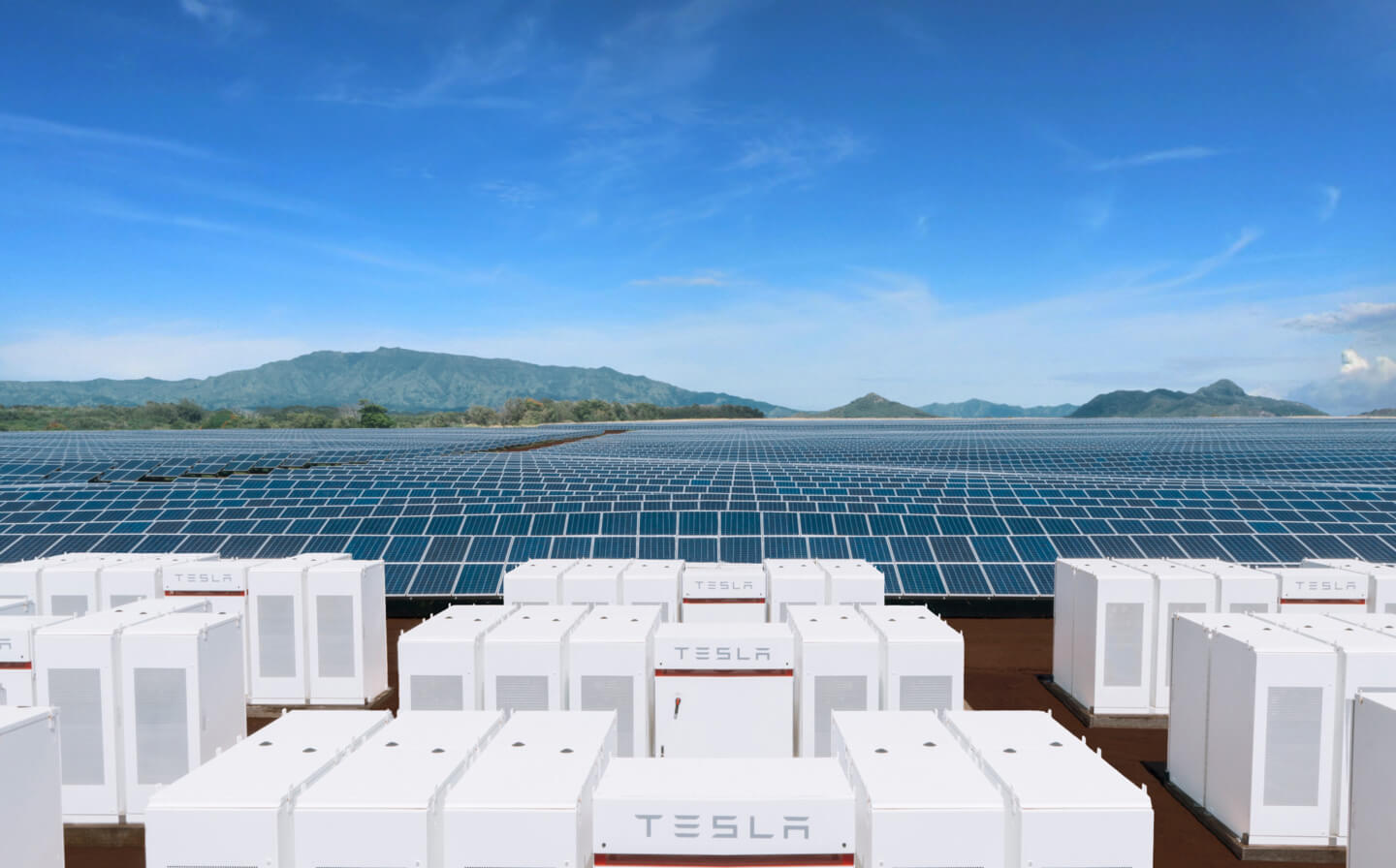 Tesla Just Finished Building the Largest Battery In the World, Meeting ...