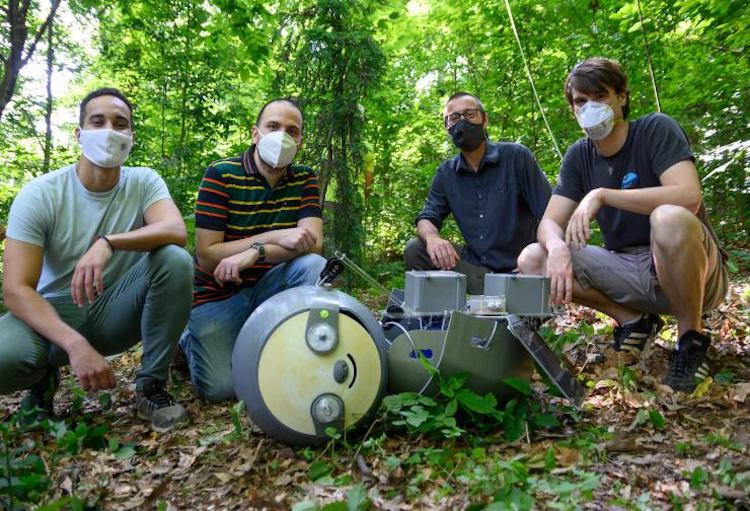Robot Sloth Could Very Slowly Help Save World’s Endangered Ecosystems Robot Sloth Could Very Slowly Help Save World’s Endangered Ecosystems