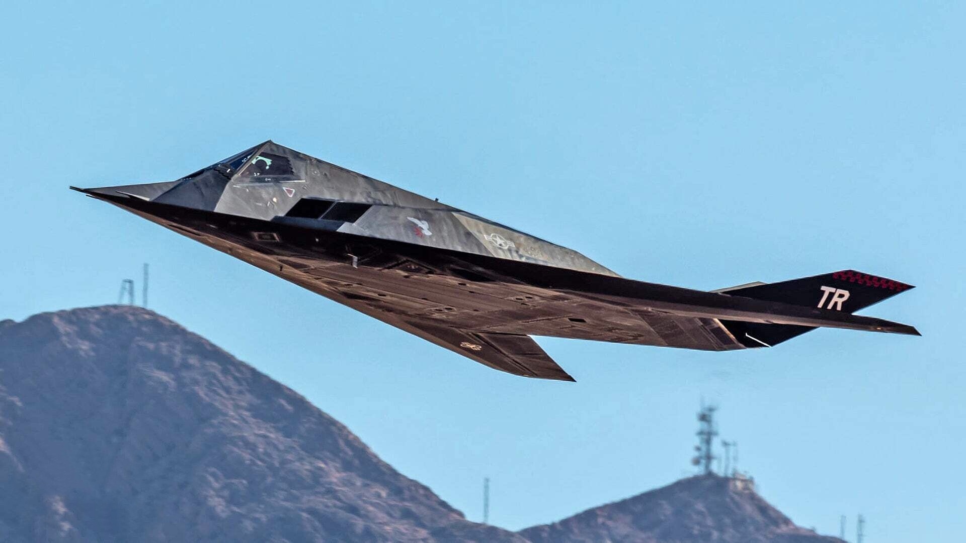 F117 Caught Flying for the First Time in Over a Decade