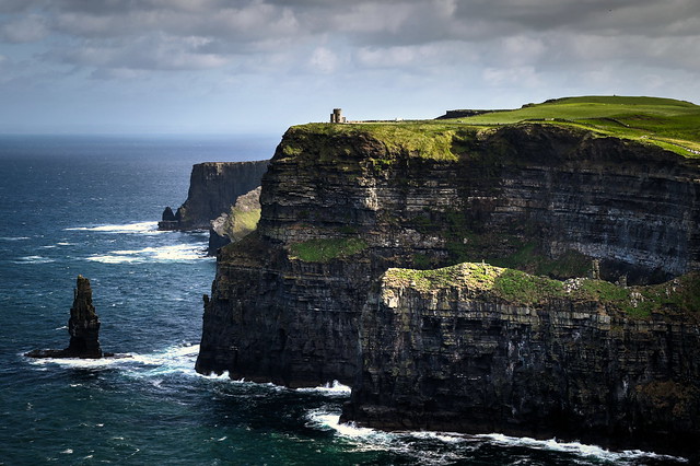ireland tourist guide moher