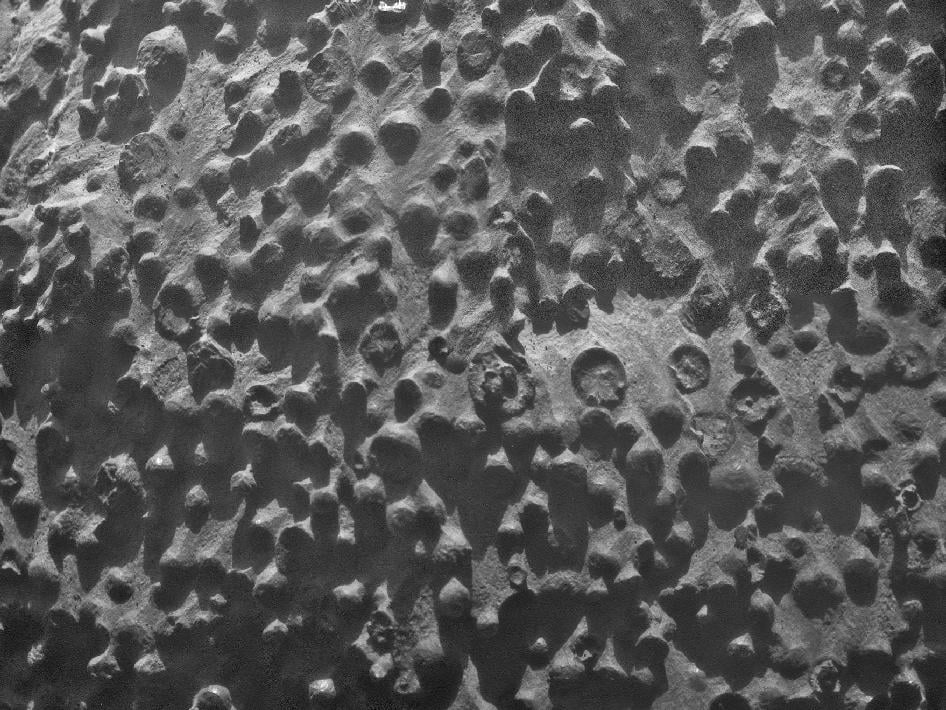 Sphere-shaped rocks on Mars Sphere-shaped rocks on Mars