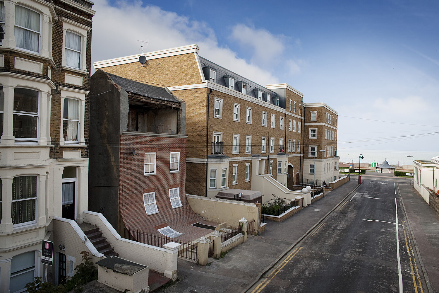 11 Unusually Engineered Houses Designed by Genius Architects 11 Unusually Engineered Houses Designed by Genius Architects