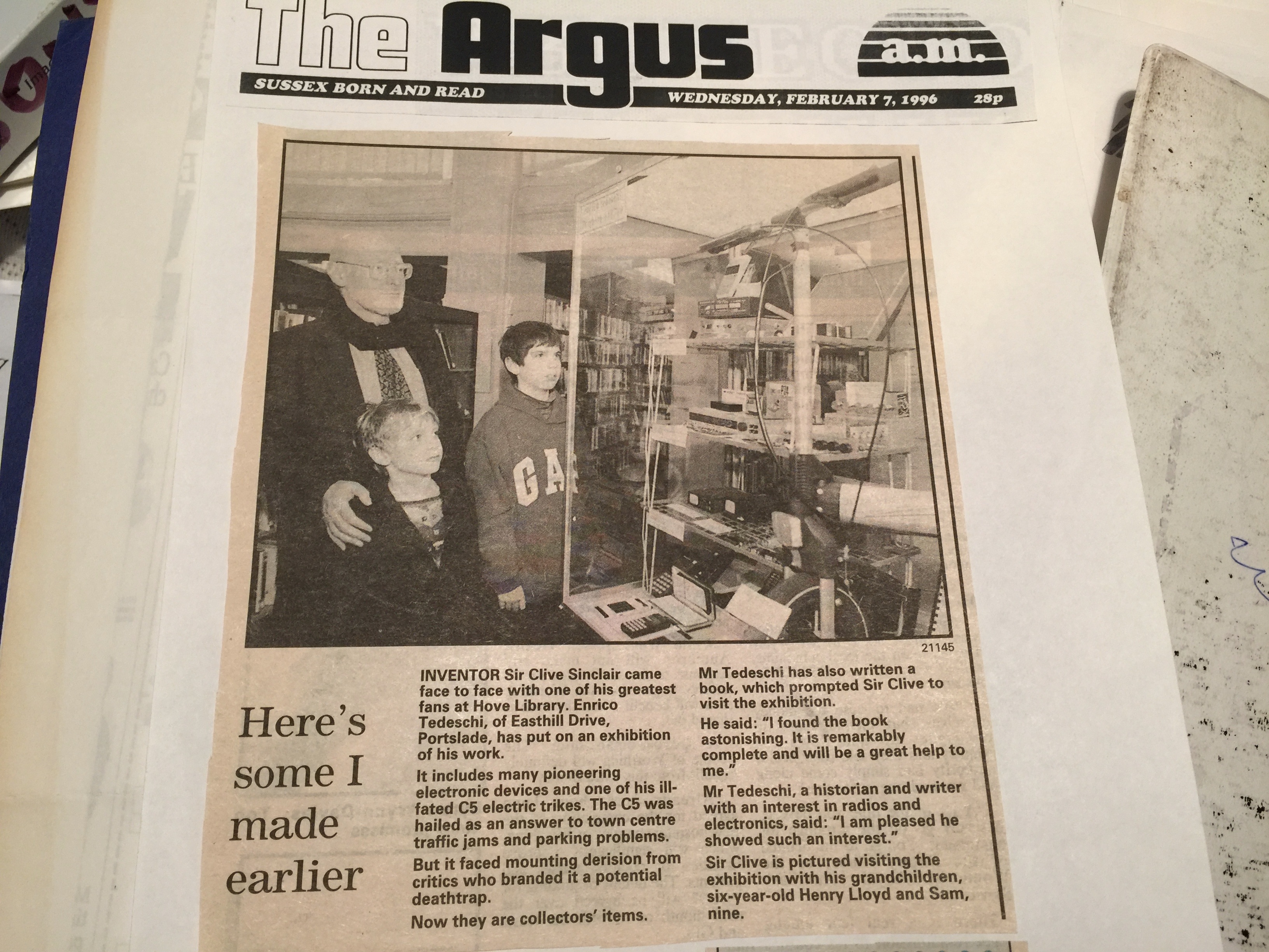 Sir Clive Sinclair visits Enrico Tedeschi's Sinclair exhibition in Hove