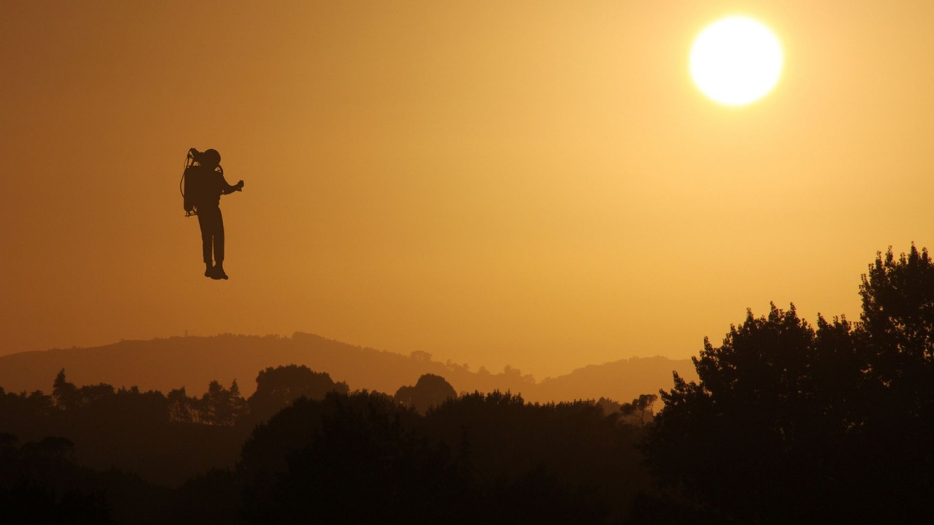 Turns Out the LA 'Jetpack Man' From 2020 Was a Balloon