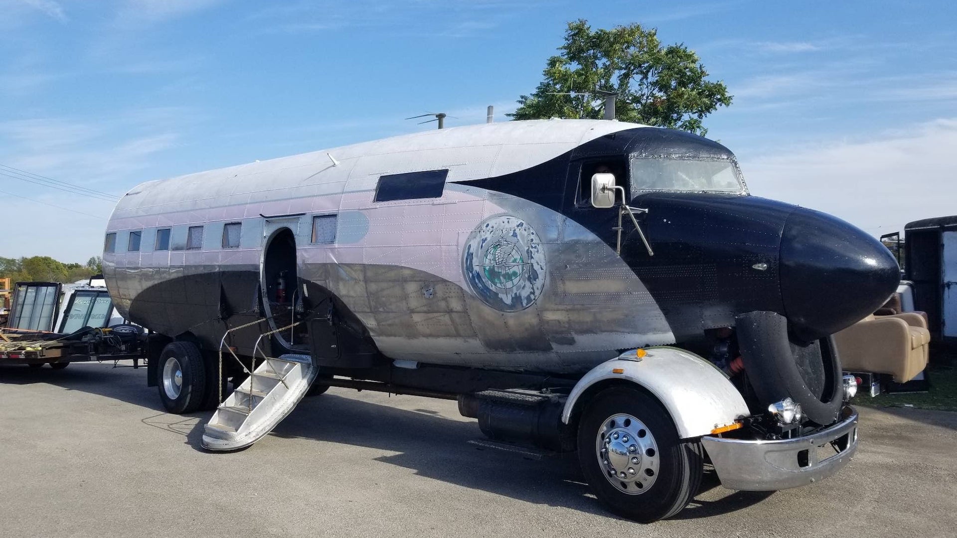 Air Force Veteran Turns WWII Aircraft into an Airplane RV