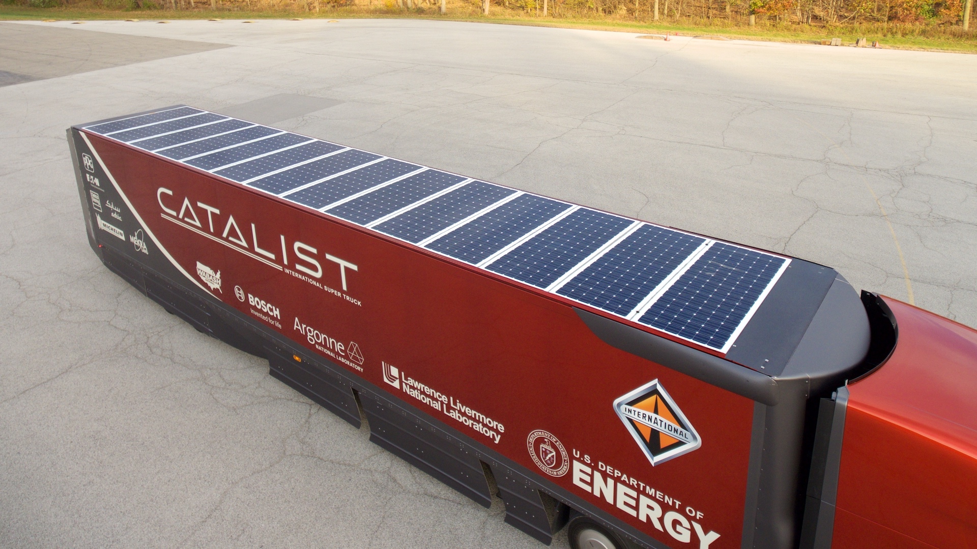 SolarPowered Trucks Can Tackle Refrigeration Emissions