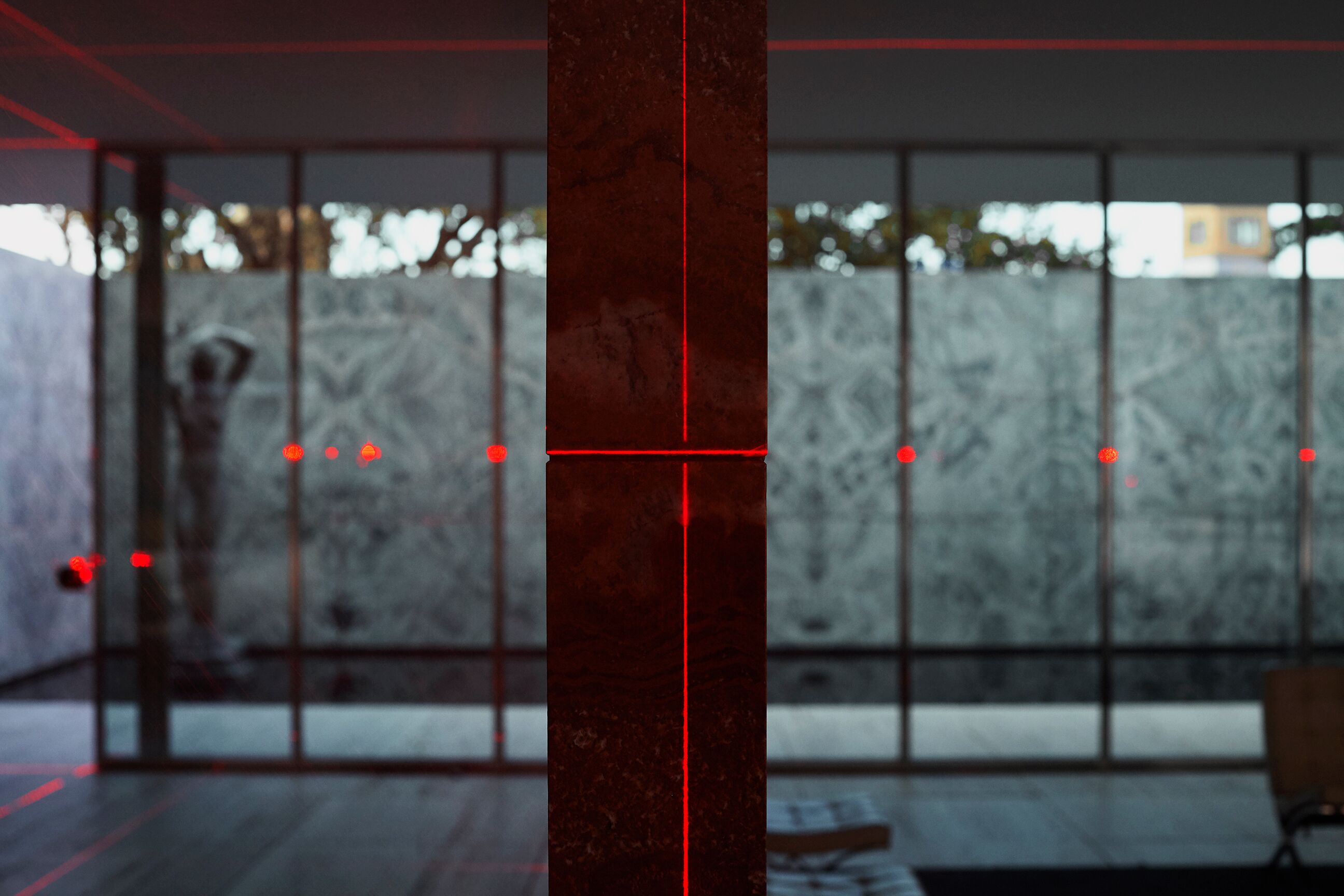Light and Sound Geometric Installations Highlight Stunning Mies Van Der Rohe Architecture Light and Sound Geometric Installations Highlight Stunning Mies Van Der Rohe Architecture