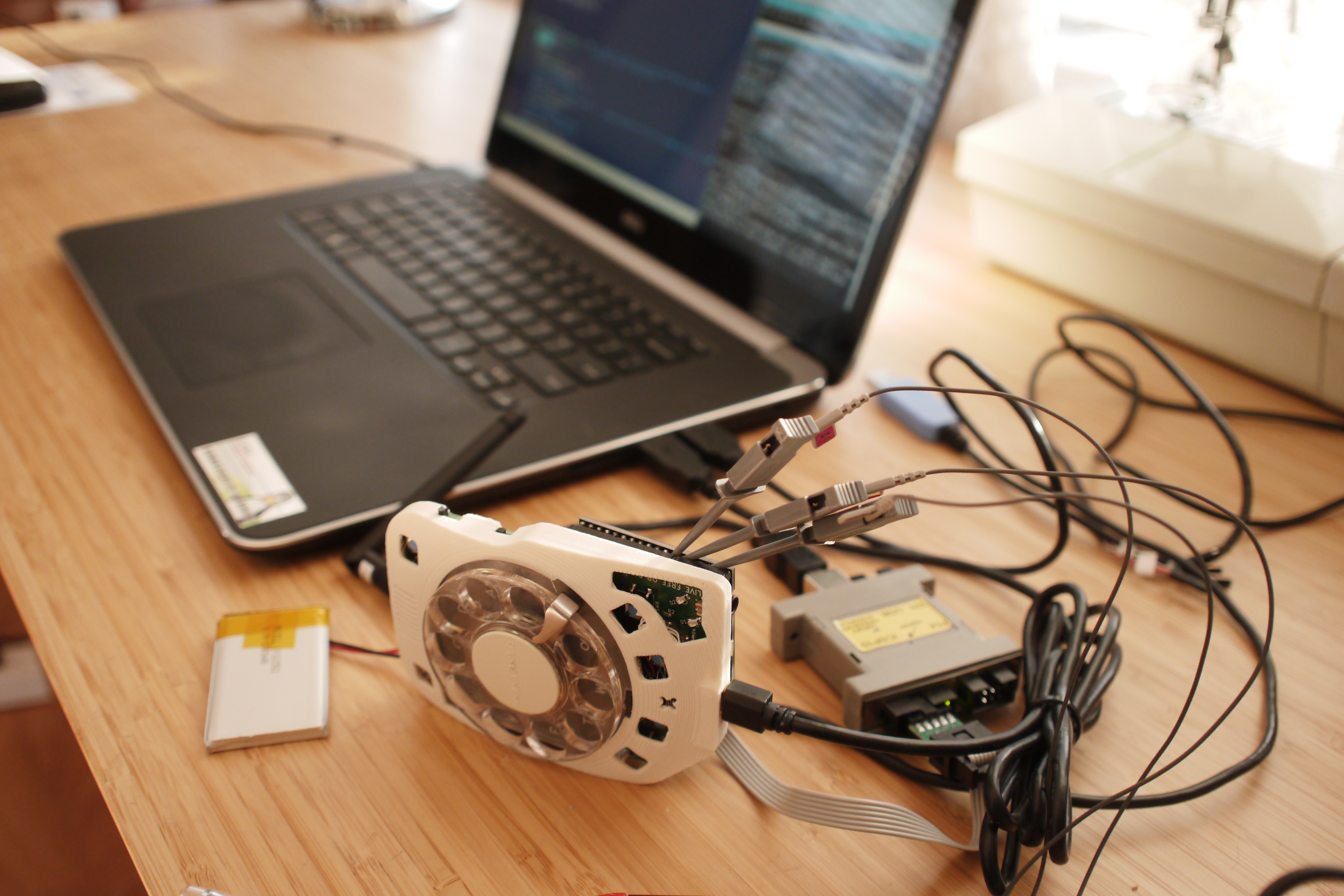 A Space Engineer Built Her Own Cell Phone With a Rotary Dial System A Space Engineer Built Her Own Cell Phone With a Rotary Dial System