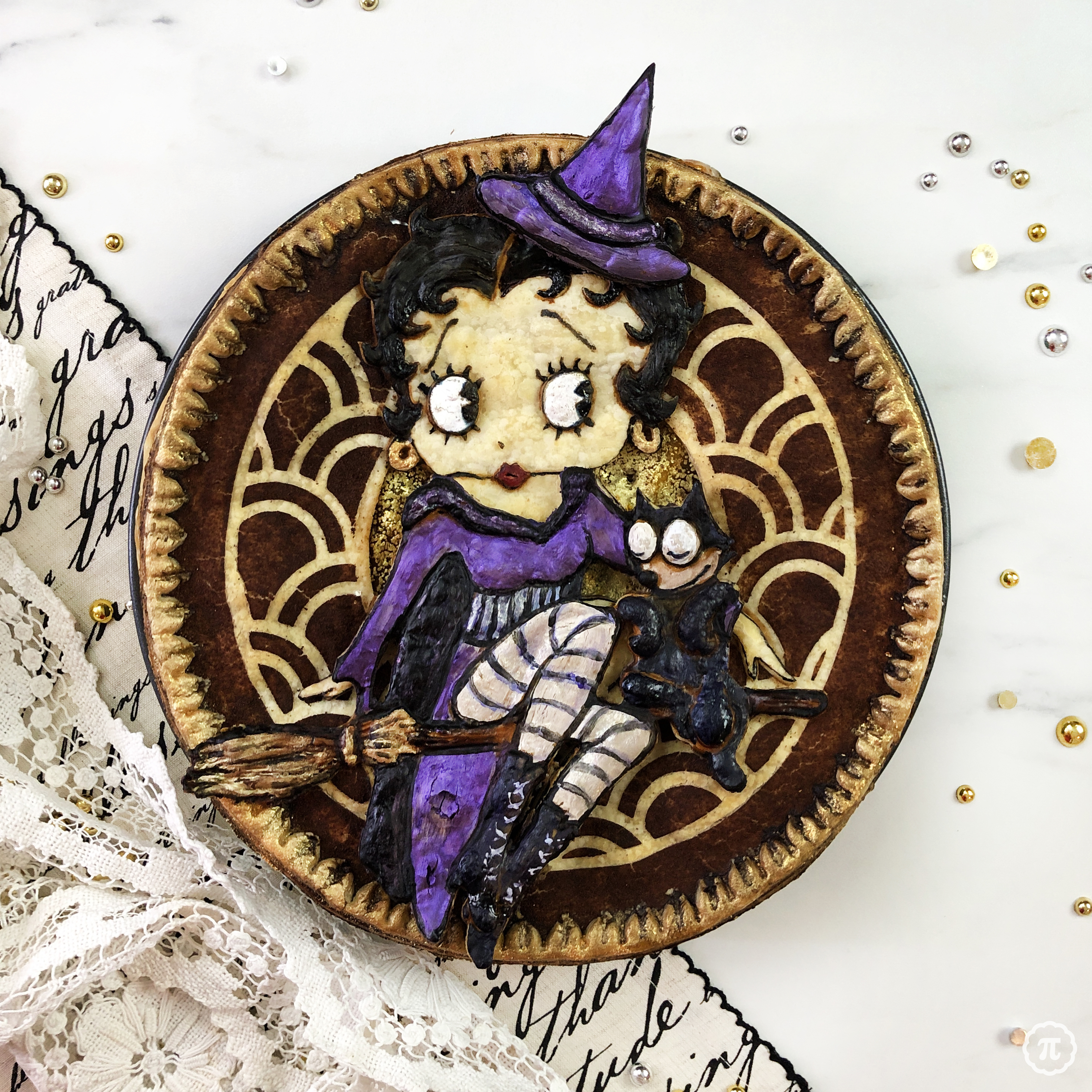 This Baker Adds a Spooky Touch to Halloween Pies This Baker Adds a Spooky Touch to Halloween Pies