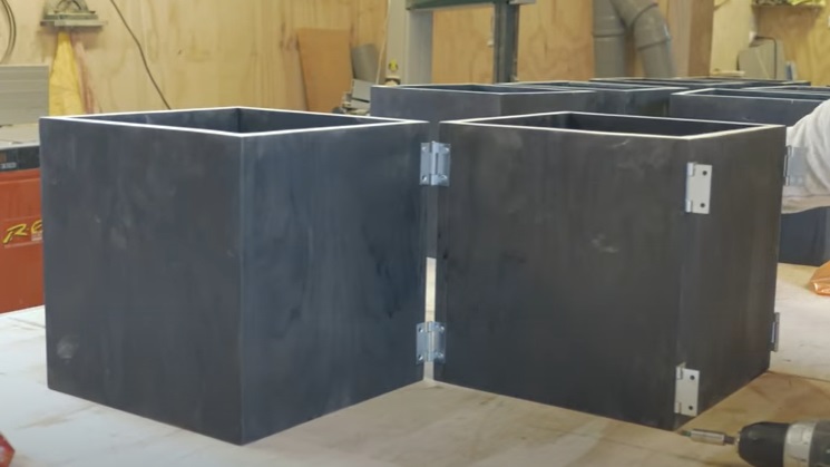diy transforming bookshelf hinges