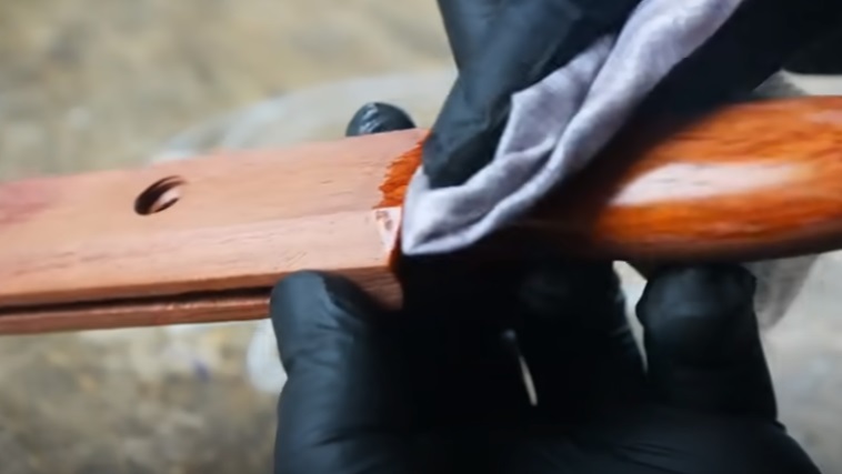 diy razor blade wood varnish