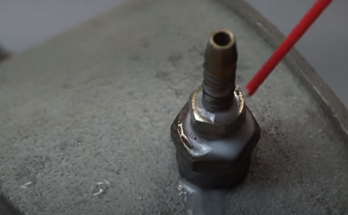 diy pressure gauge restore lubricant